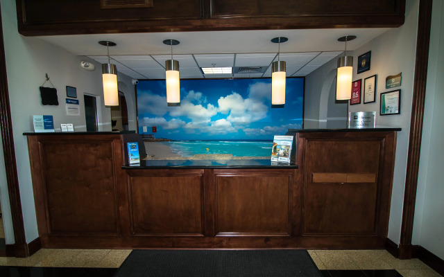Best Western Plus Blue Angel Inn