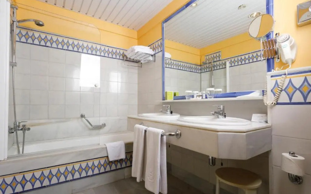 Guadacorte Park Hotel by Senator