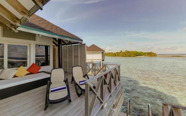 Cinnamon Dhonveli Maldives Resort