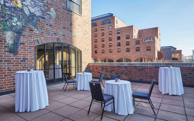 Graduate by Hilton Minneapolis