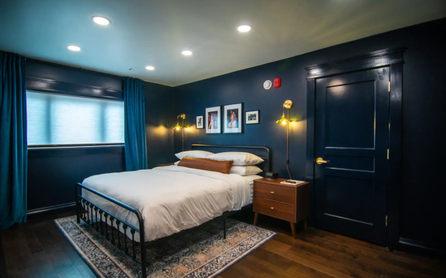 The Hotel Melrose