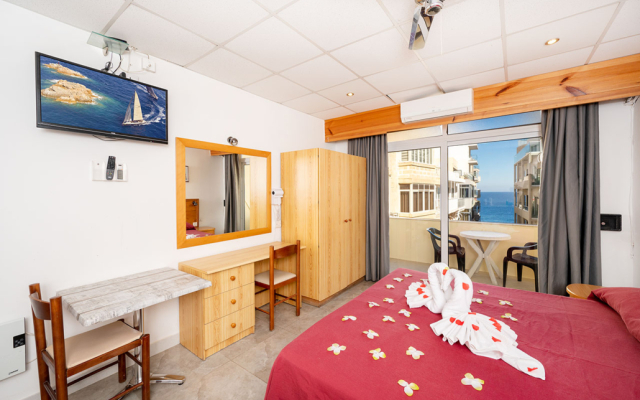 Alborada Aparthotel