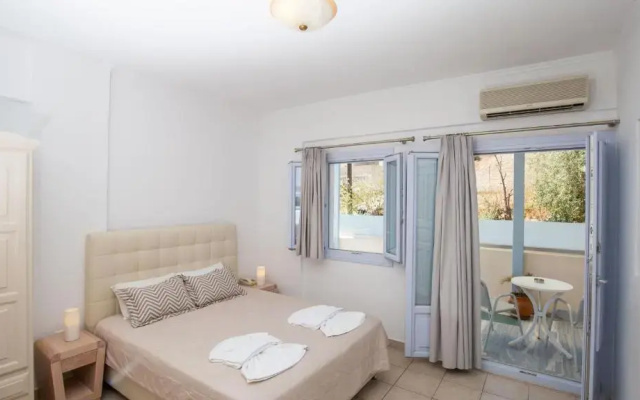 Erato Apartments