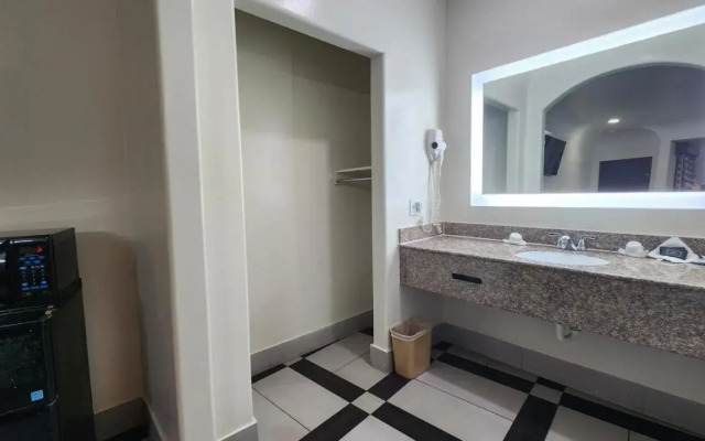 Scottish Inns & Suites Sam Houston Pkwy