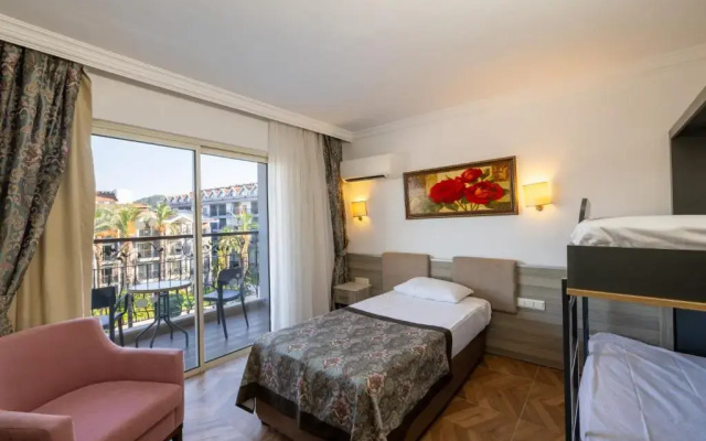 Курорт Crystal Aura Beach Resort & Spa – All Inclusive