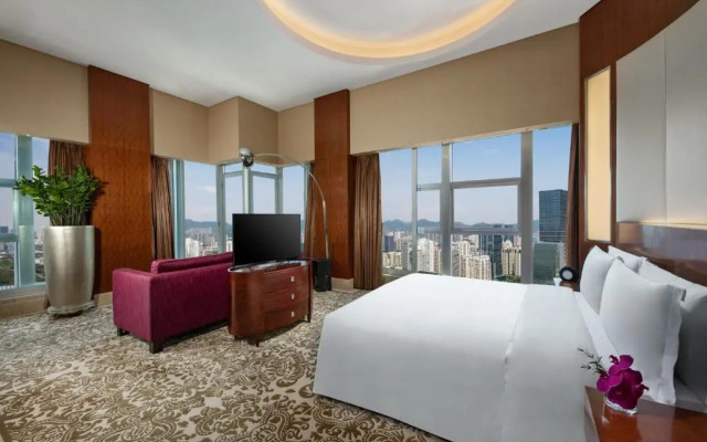 Crowne Plaza Shenzhen Futian by IHG Hotel