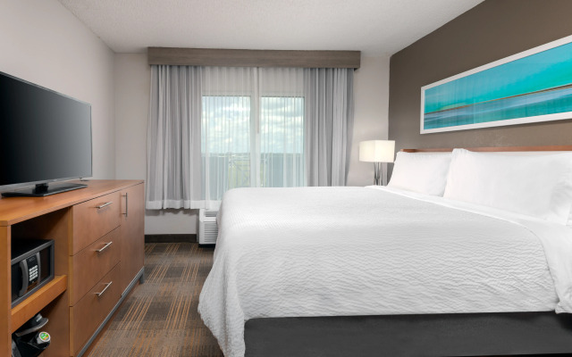 Holiday Inn Miami-Doral Area, an IHG Hotel