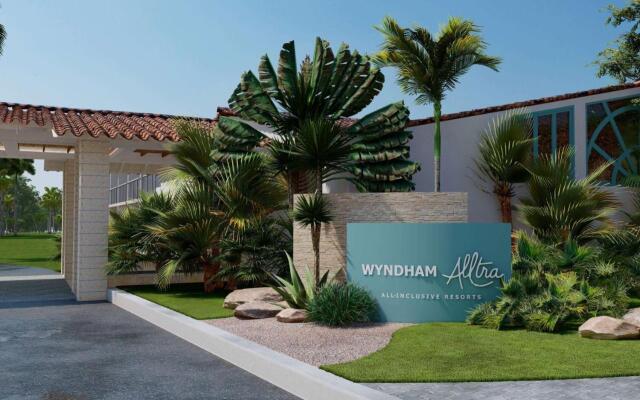 Wyndham Alltra Samana All Inclusive Resort