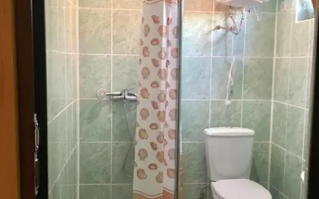 Ecohouse Mini-Hotel