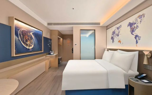 Kyriad Hotel (Haining Hainan Road Branch)