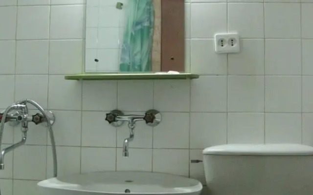 Hotel Merkuriy