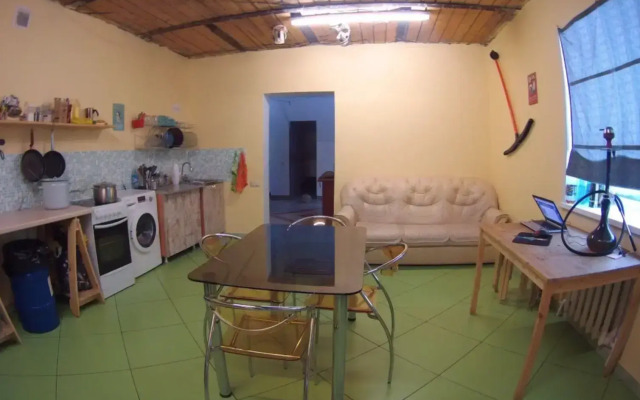 Yes Hostel