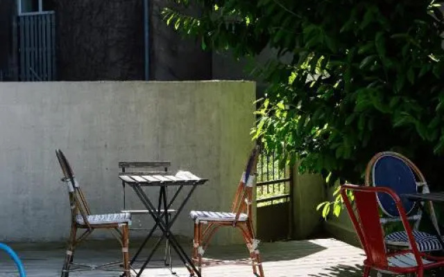 DEMAIN Hôtel & Conciergerie