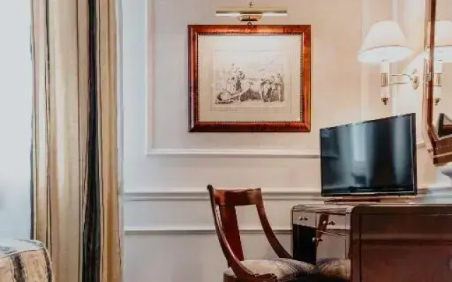 Hotel De La Ville