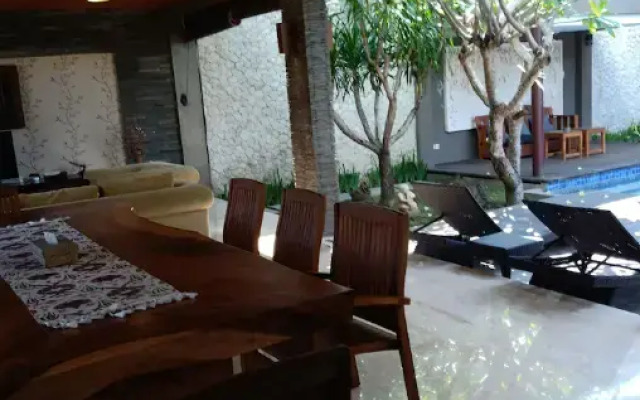 Villa Dewi