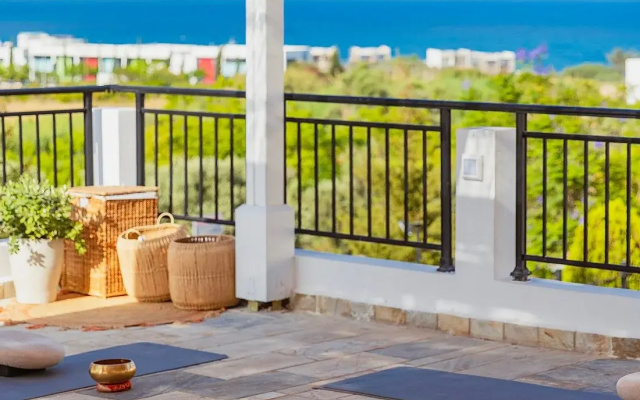 WellClub Family Wellness & Sea View Suites