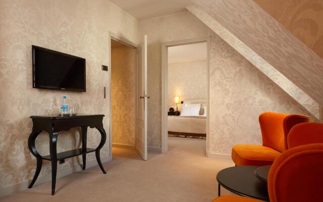 Pavillon de la Reine & Spa, Place des Vosges