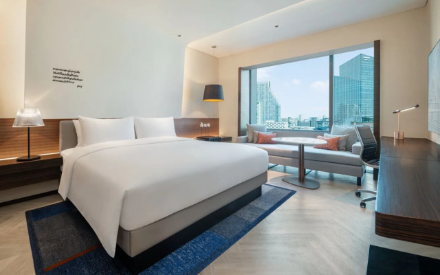 Le Meridien Bangkok