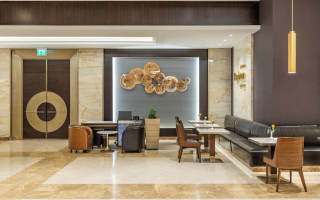 Отель Al Marwa Rayhaan by Rotana