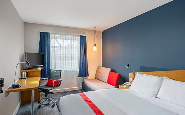 Holiday Inn Express Köln-Troisdorf by IHG