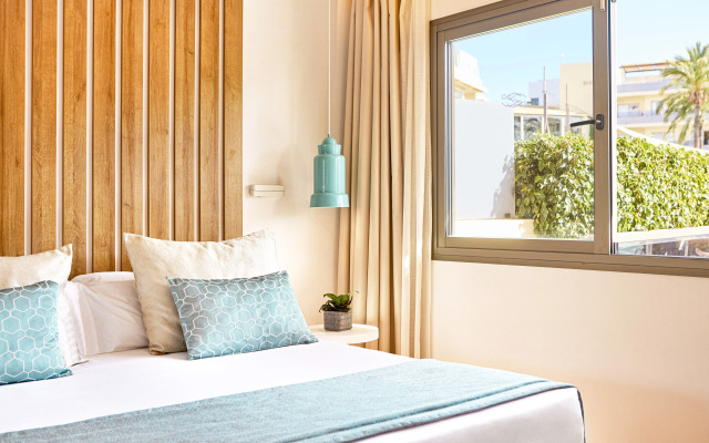 Viva Palma Nova Aparthotel