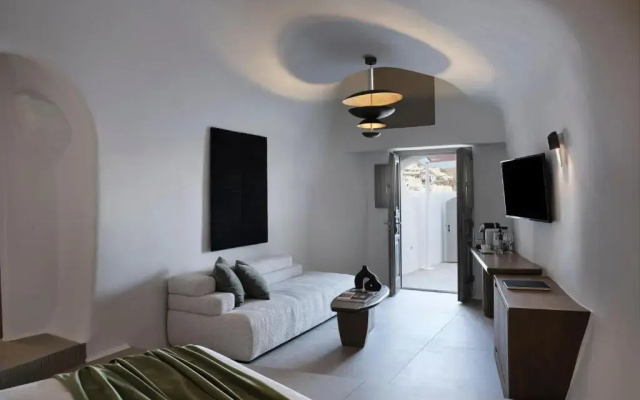 Andronis Luxury Suites
