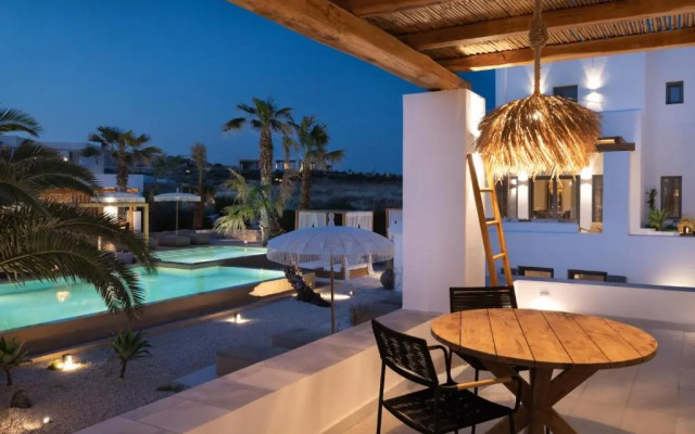 Kosmitis Suites & Villas