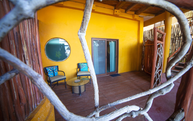Keniza Beach Hotel