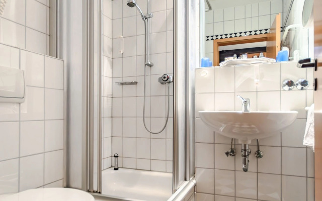 Hotel Rügenschmiede vis a vis Hiddensee