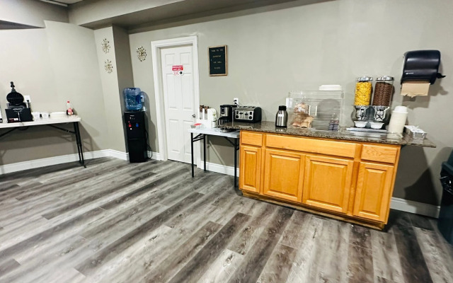 Town Centre Inn - Parry Sound Hotel