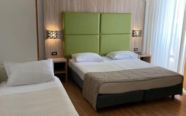 Hotel St. Gregory Park