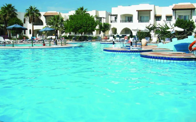 Poinciana Sharm Resort & Apartments