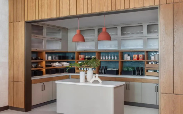 Kimpton Theta New York - Times Square by IHG