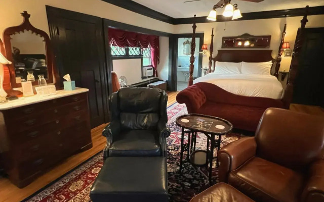 Manor House Inn