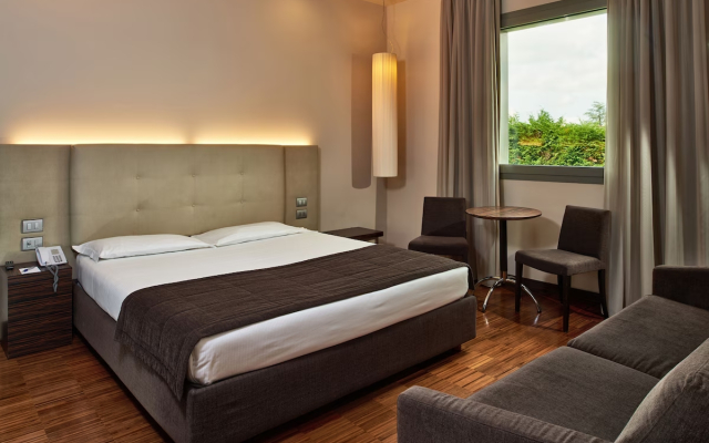 Cruise Hotel