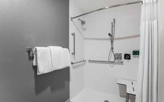 Courtyard by Marriott Tampa Brandon