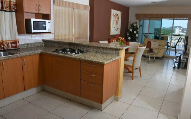 Condo Costa Veleros