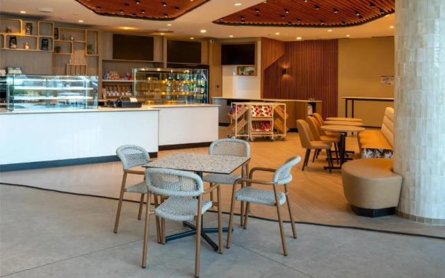 Hilton Garden Inn Brussels Airport