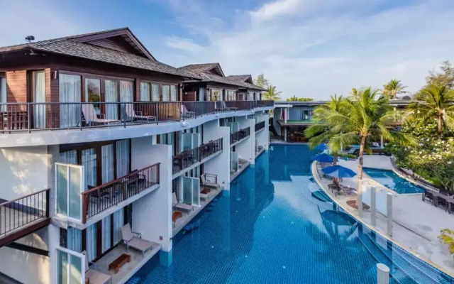 Holiday Ao Nang Beach Resort, Krabi