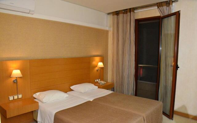 Deves Hotel