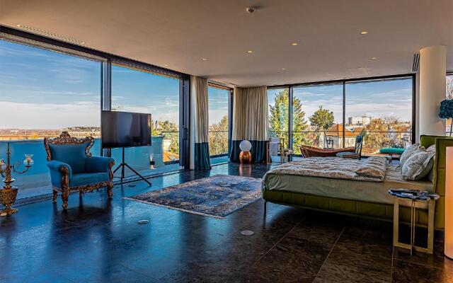 The Babe Boutique Hotel