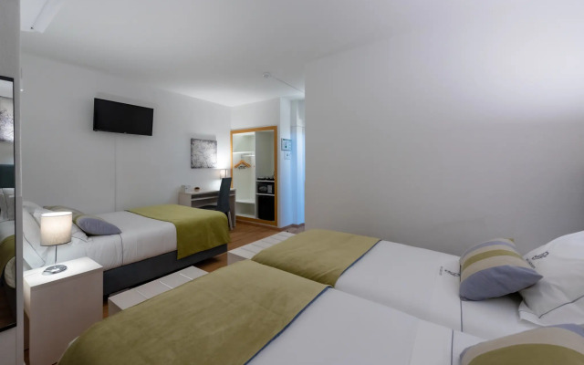 Dinya Lisbon Hotel