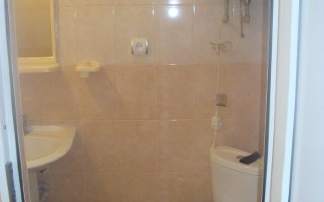 U Yuryi Guest House