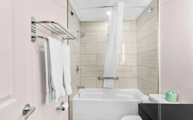 SureStay Plus by Best Western Windsor