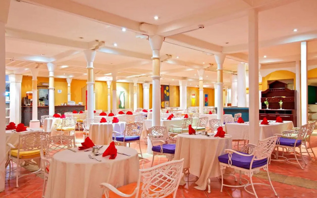 Poinciana Sharm Resort  Apartments