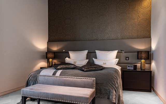 Main Suites