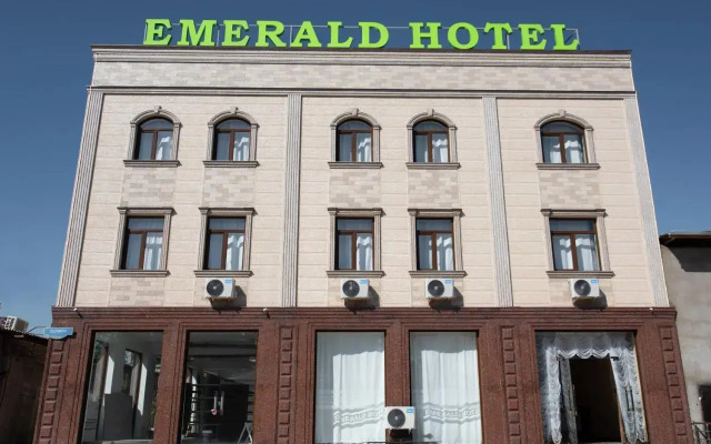 Emerald Hotel Tashkent