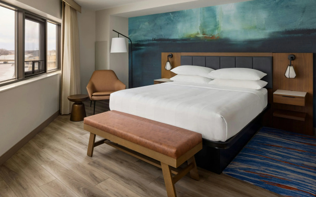 Oshkosh Marriott Waterfront Hotel & Convention Center
