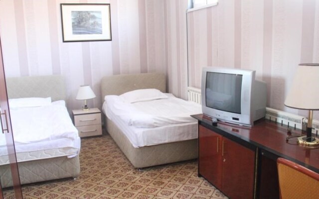 Medeus Budget Hotel