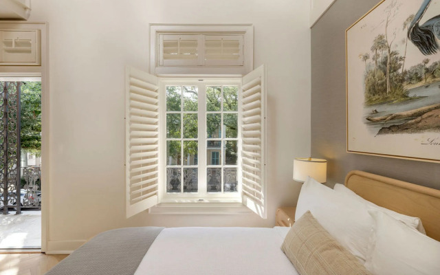 Garden District Hotel